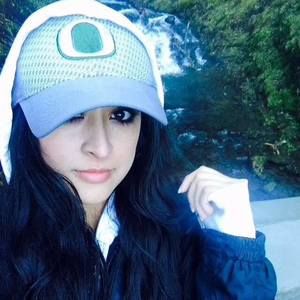 Meet your Posher, Monica